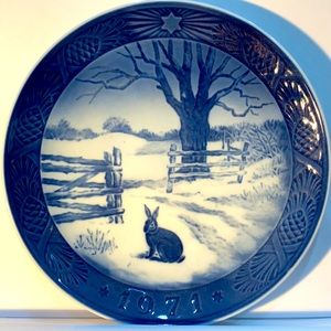 Royal Copenhagen Christmas Plate - 1971